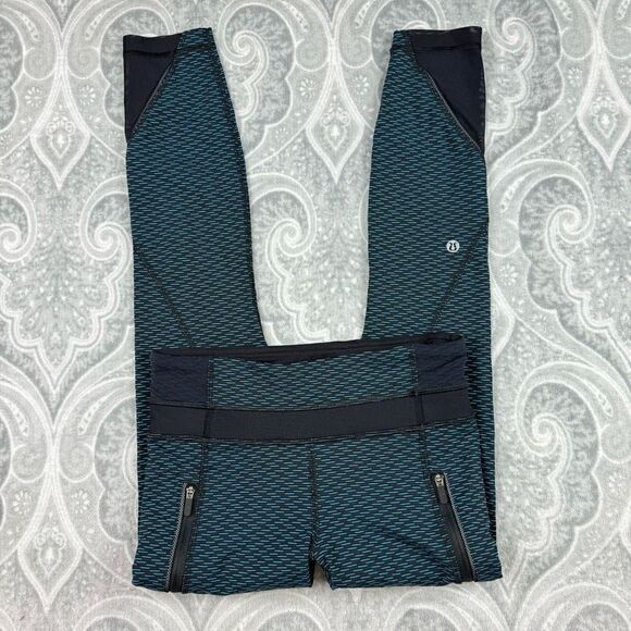 Womens Lululemon Inspire Tight II - Picture 3 of 5